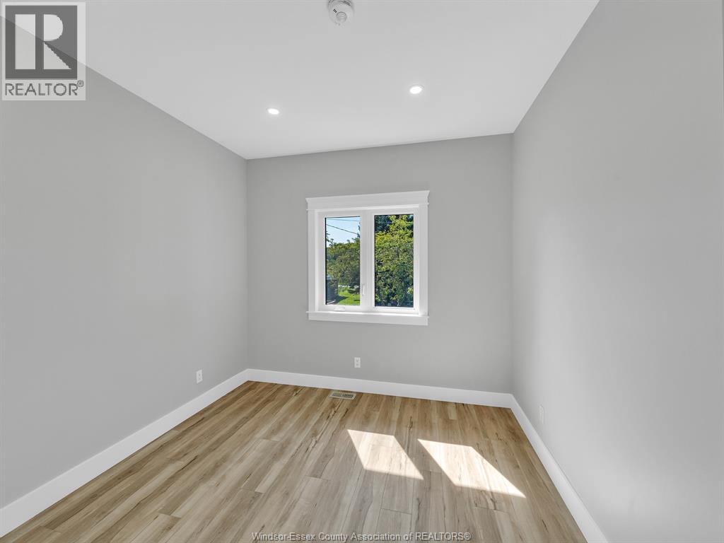 157 Gloucester Drive, Essex, Ontario  N0R 1G0 - Photo 25 - 26002304