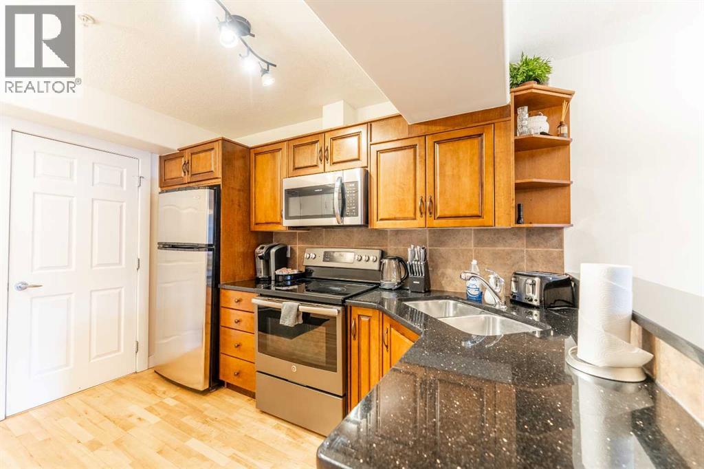 220, 104 Kananaskis Way, Canmore, Alberta  T1W 2X2 - Photo 21 - A2288493