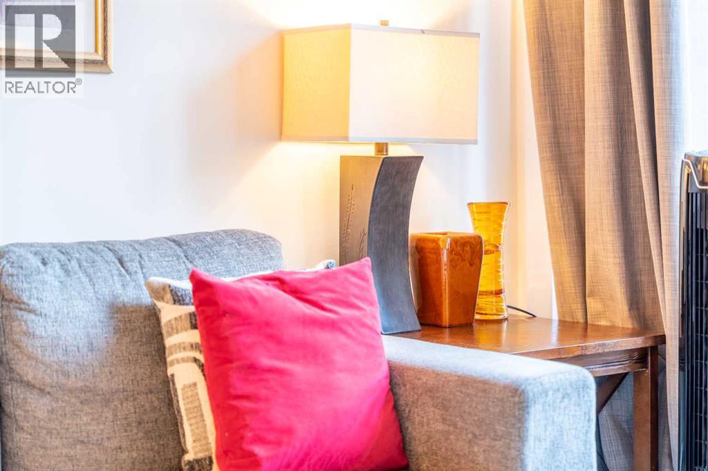 220, 104 Kananaskis Way, Canmore, Alberta  T1W 2X2 - Photo 3 - A2288493