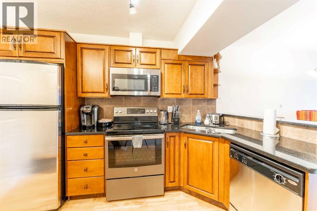 220, 104 Kananaskis Way, Canmore, Alberta  T1W 2X2 - Photo 19 - A2288493