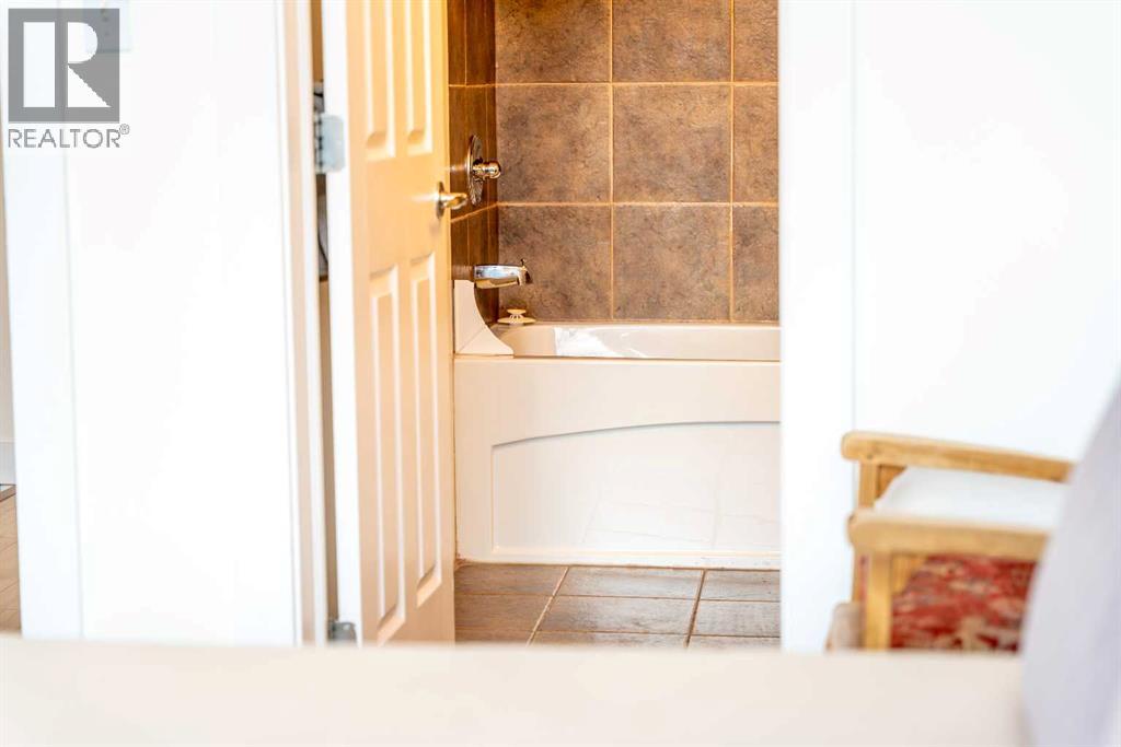 220, 104 Kananaskis Way, Canmore, Alberta  T1W 2X2 - Photo 42 - A2288493