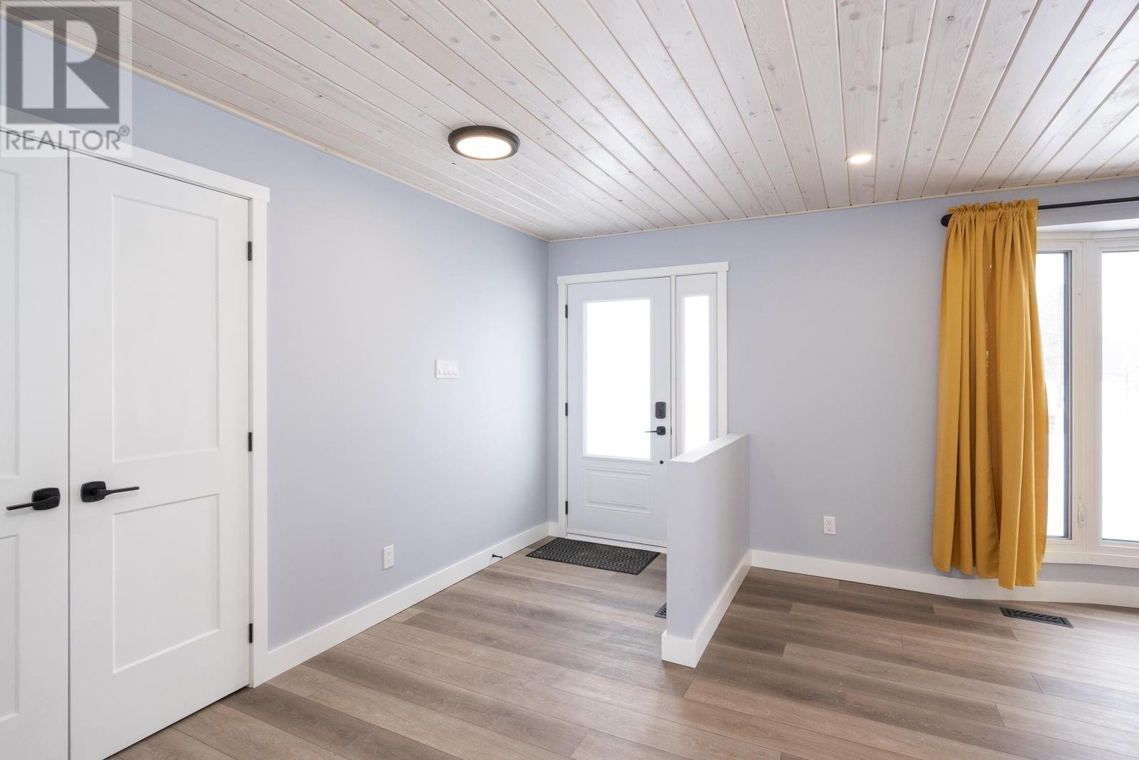 619 Thornloe Dr, Thunder Bay, Ontario  P7C 5L1 - Photo 4 - TB2600314