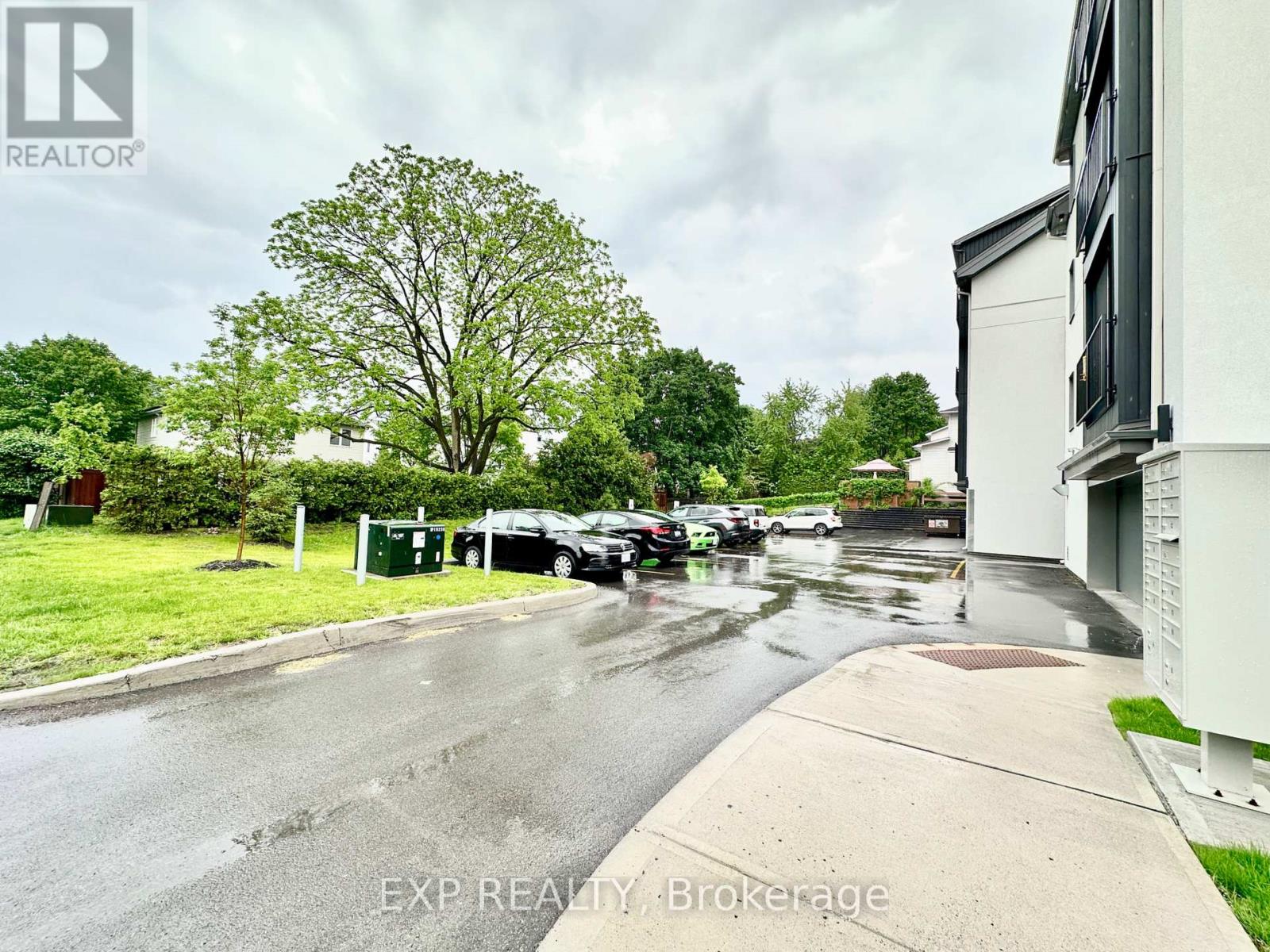 101 - 33 Maple Grove Road, Ottawa, Ontario  K2L 2S7 - Photo 18 - X12828224