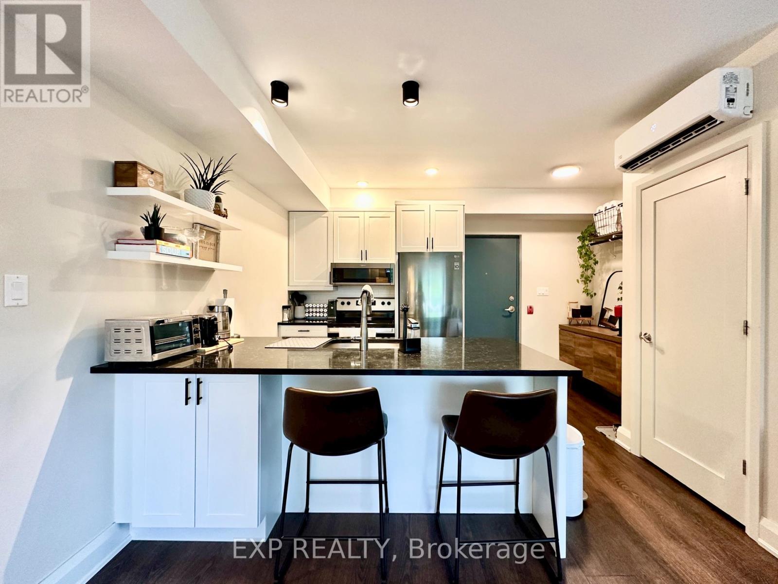 101 - 33 Maple Grove Road, Ottawa, Ontario  K2L 2S7 - Photo 6 - X12828224