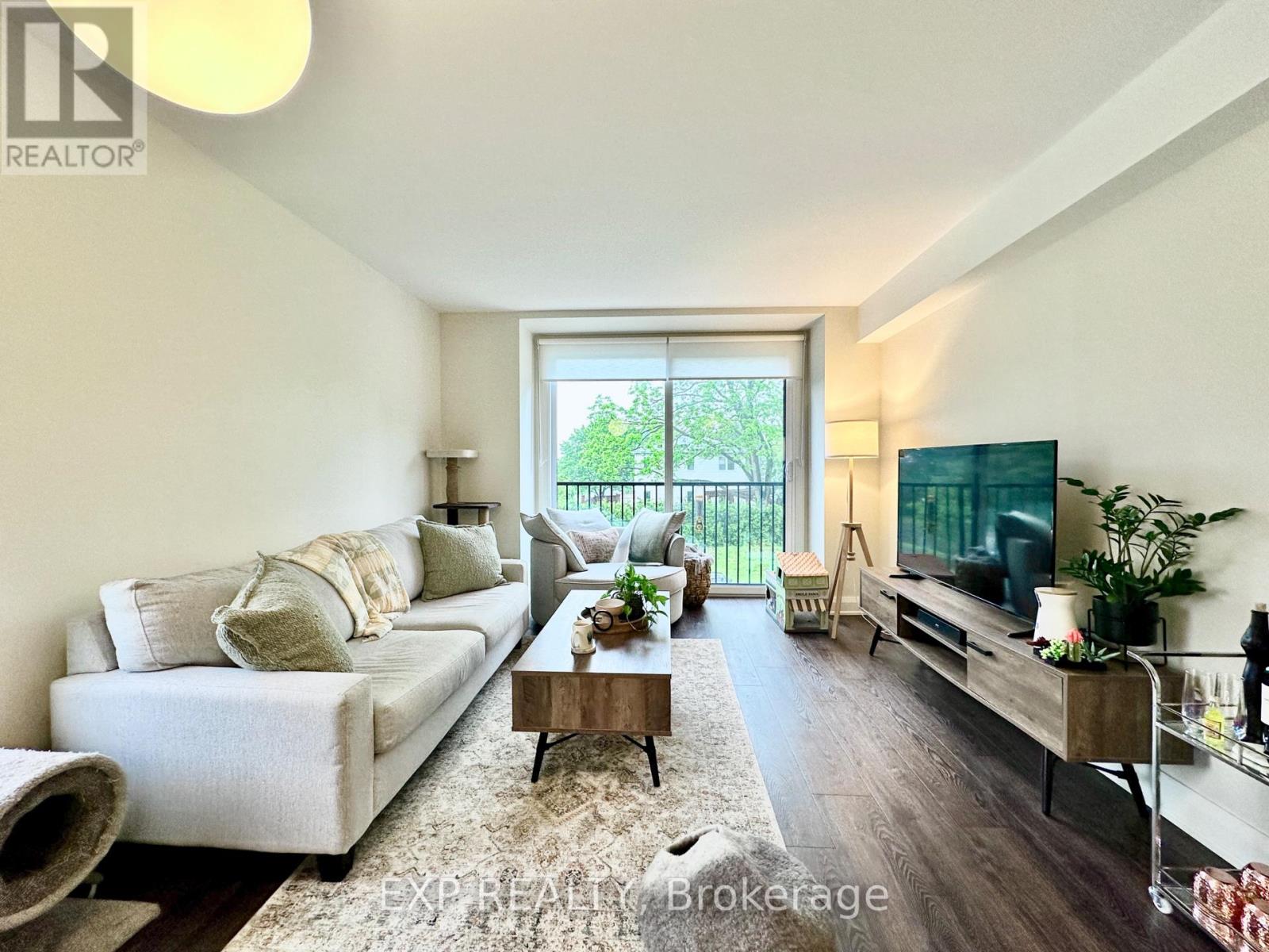 101 - 33 Maple Grove Road, Ottawa, Ontario  K2L 2S7 - Photo 7 - X12828224