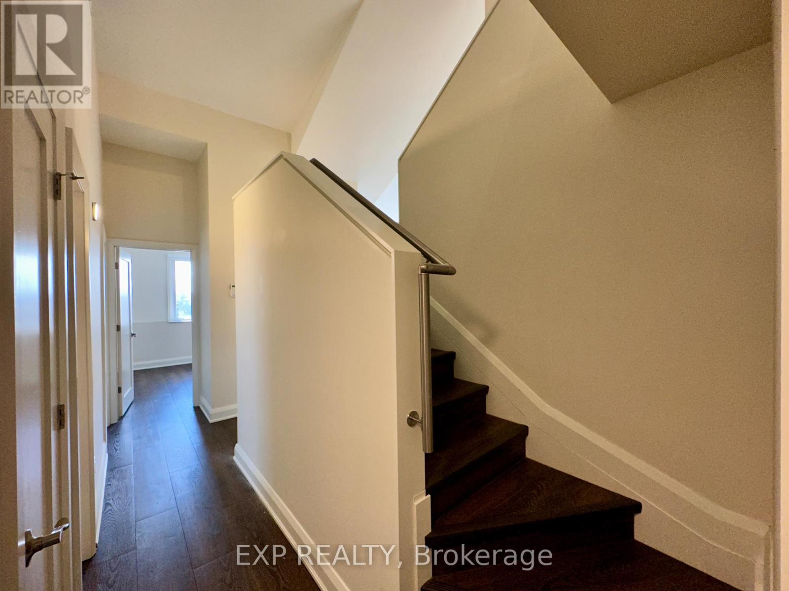 306 - 33 Maple Grove Road, Ottawa, Ontario  K2L 2S7 - Photo 18 - X12828228