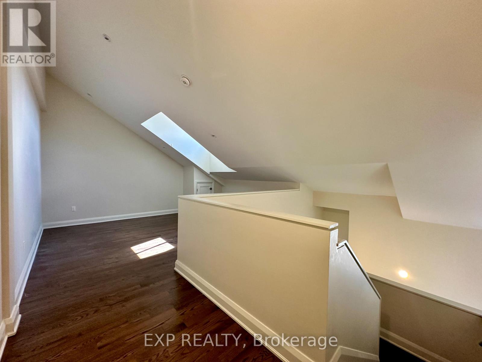 306 - 33 Maple Grove Road, Ottawa, Ontario  K2L 2S7 - Photo 19 - X12828228