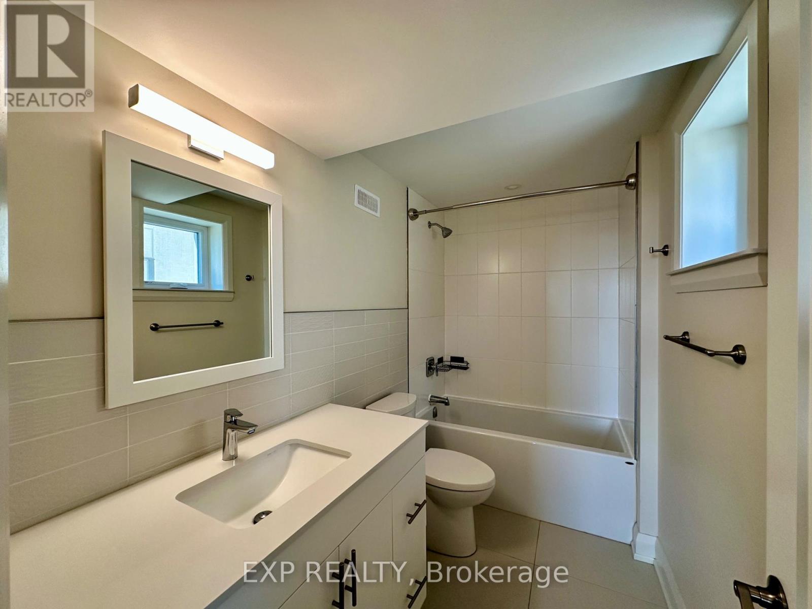 305 - 33 Maple Grove Road, Ottawa, Ontario  K2L 2S7 - Photo 17 - X12828232