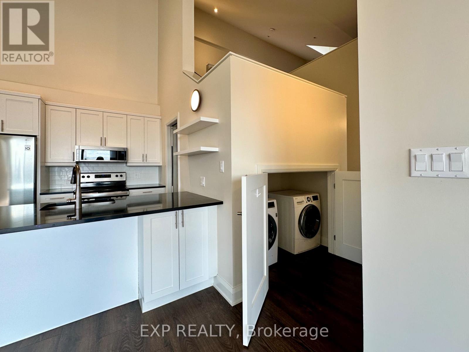 305 - 33 Maple Grove Road, Ottawa, Ontario  K2L 2S7 - Photo 6 - X12828232