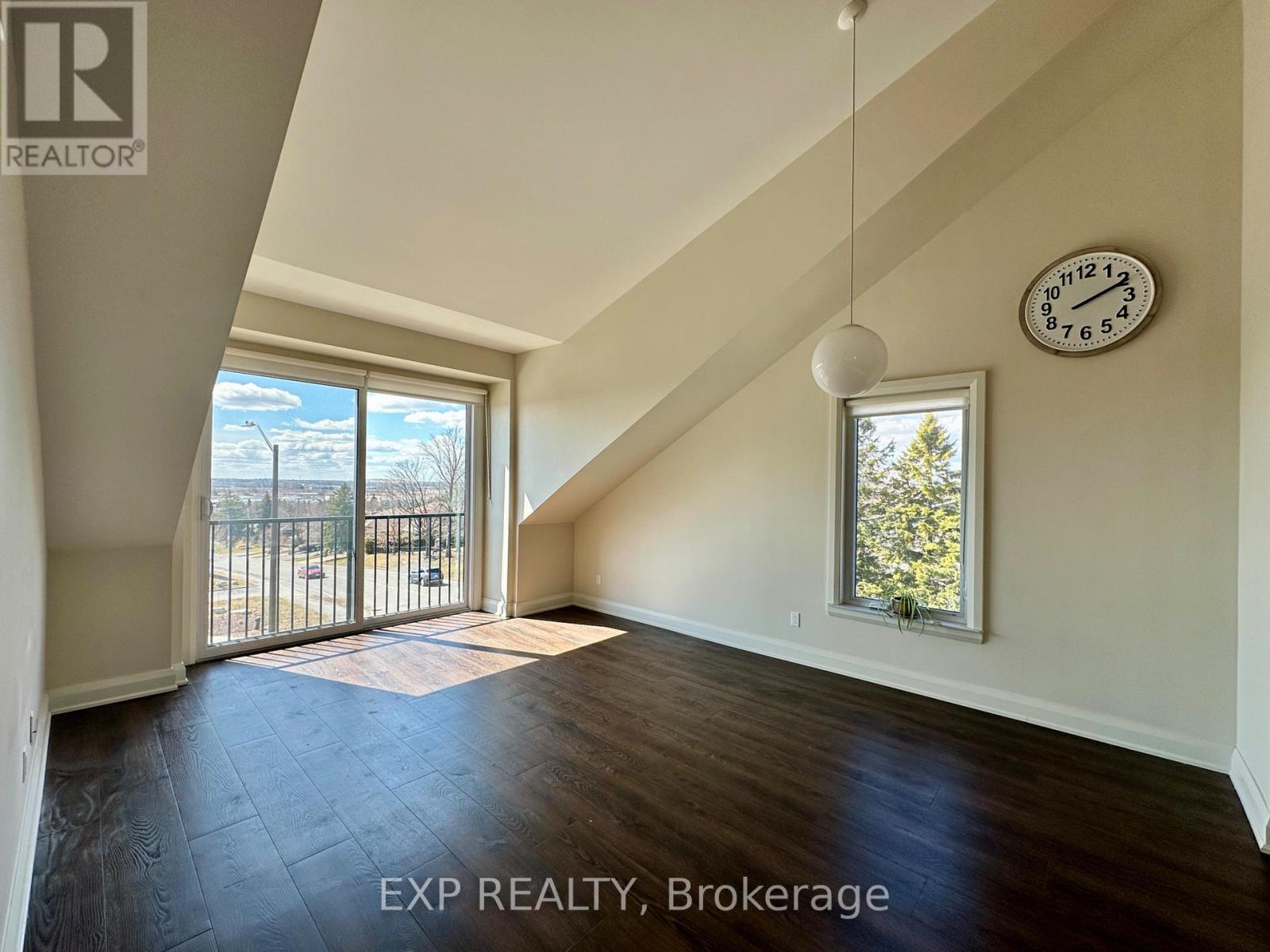 305 - 33 Maple Grove Road, Ottawa, Ontario  K2L 2S7 - Photo 9 - X12828232