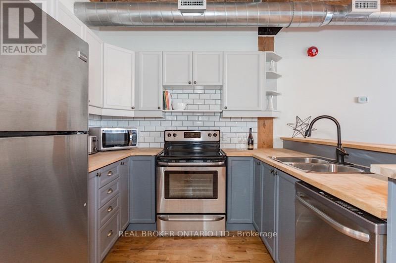 27 - 371 Wallace Avenue, Toronto (Dovercourt-Wallace Emerson-Junction), Ontario  M6P 3N8 - Photo 15 - W12828226