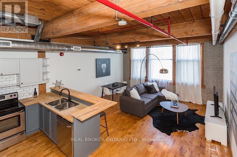 27 - 371 Wallace Avenue, Toronto (Dovercourt-Wallace Emerson-Junction), Ontario  M6P 3N8 - Photo 18 - W12828226