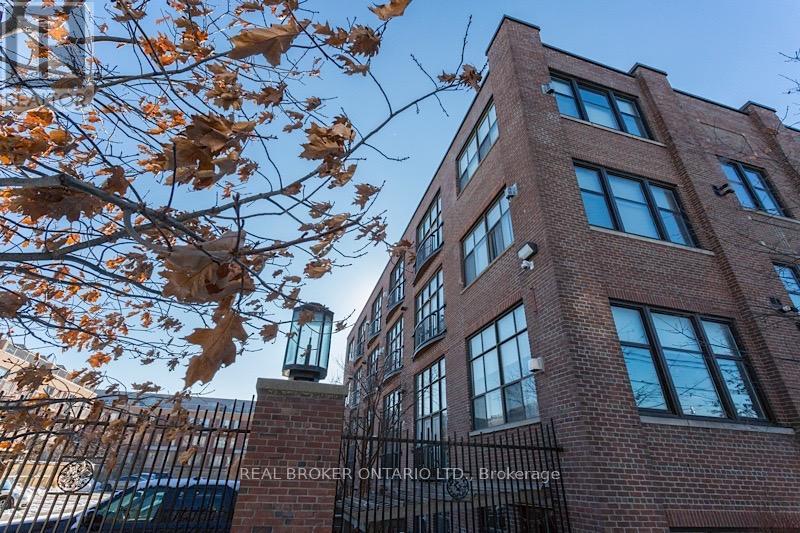 27 - 371 Wallace Avenue, Toronto (Dovercourt-Wallace Emerson-Junction), Ontario  M6P 3N8 - Photo 32 - W12828226