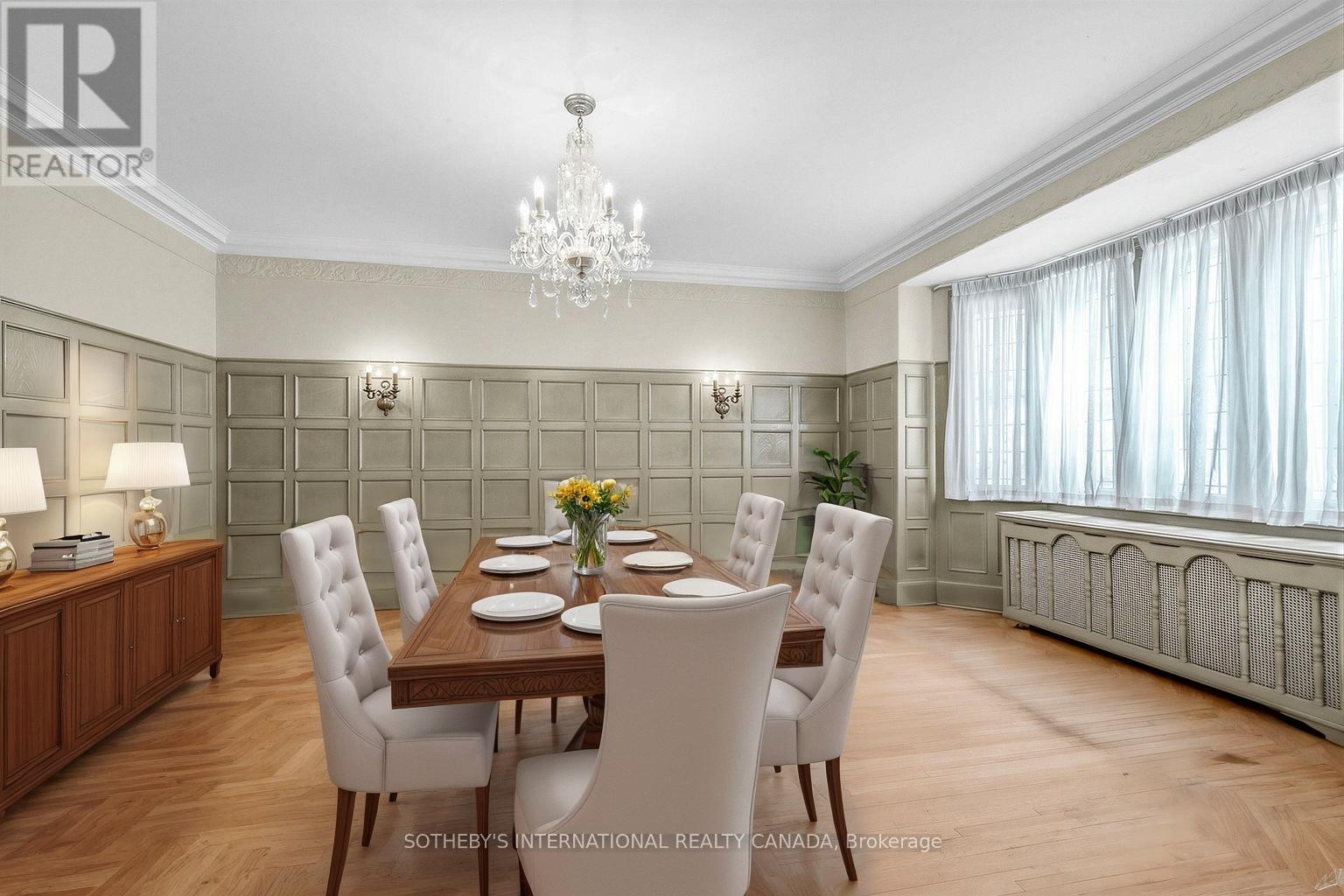 10 Gardiner Road, Toronto, Ontario  M5P 3B3 - Photo 11 - C12827556