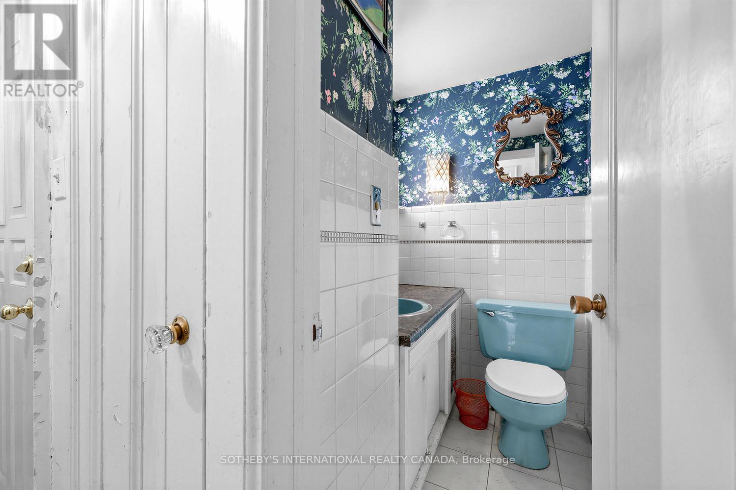 10 Gardiner Road, Toronto, Ontario  M5P 3B3 - Photo 31 - C12827556