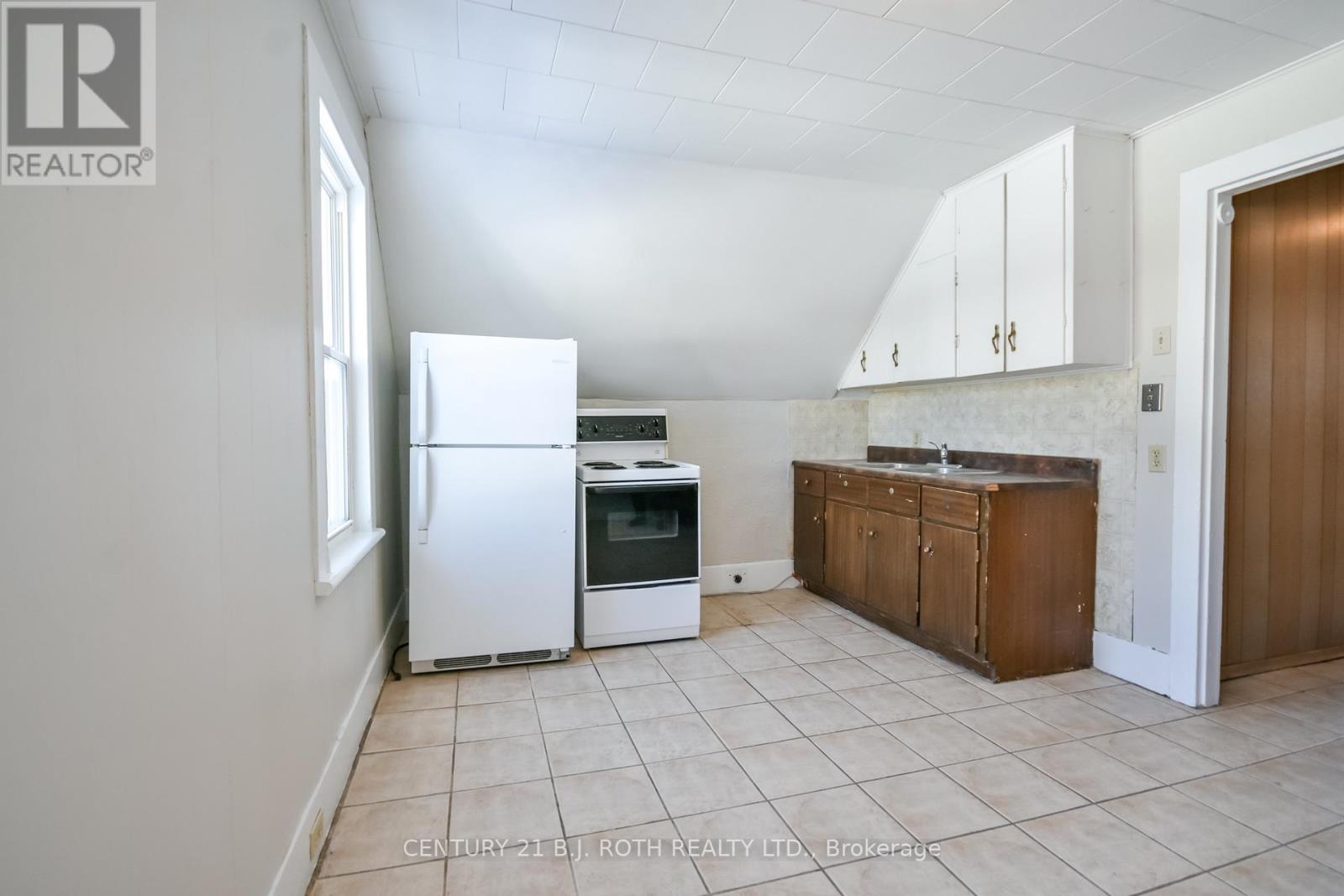 57 Nottawasaga Street, Orillia, Ontario  L3V 3J5 - Photo 30 - S12762842