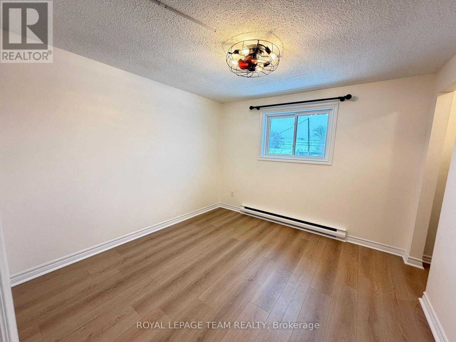 2 - 1133 Maisonneuve Street, Ottawa, Ontario  K1C 1K9 - Photo 17 - X12806598