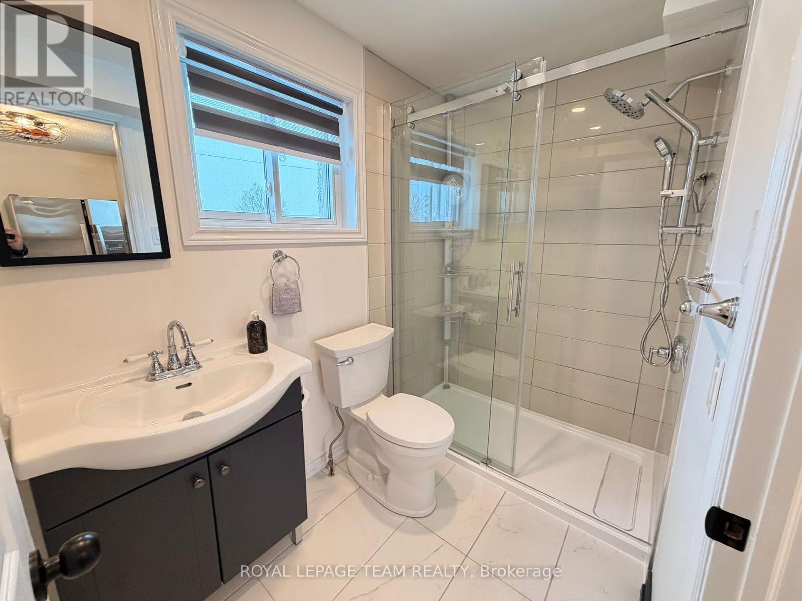 2 - 1133 Maisonneuve Street, Ottawa, Ontario  K1C 1K9 - Photo 11 - X12806598