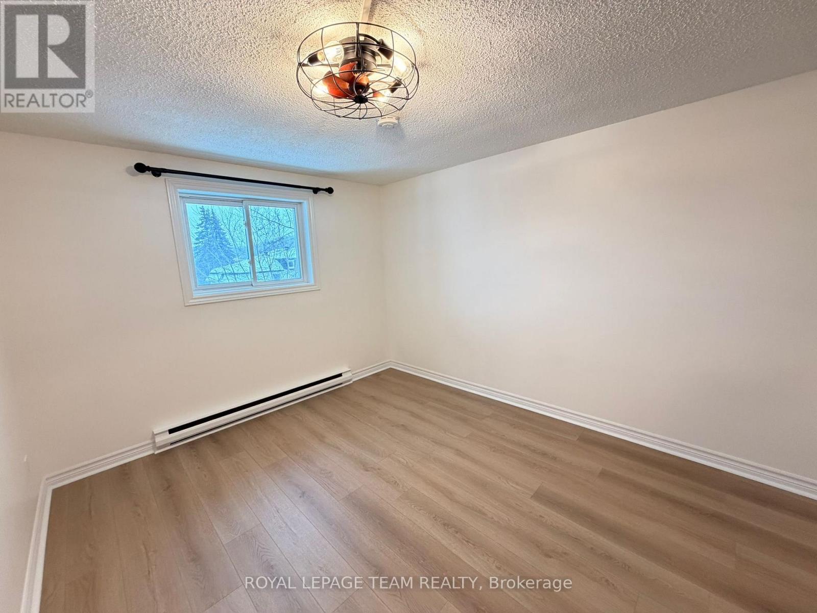 2 - 1133 Maisonneuve Street, Ottawa, Ontario  K1C 1K9 - Photo 15 - X12806598