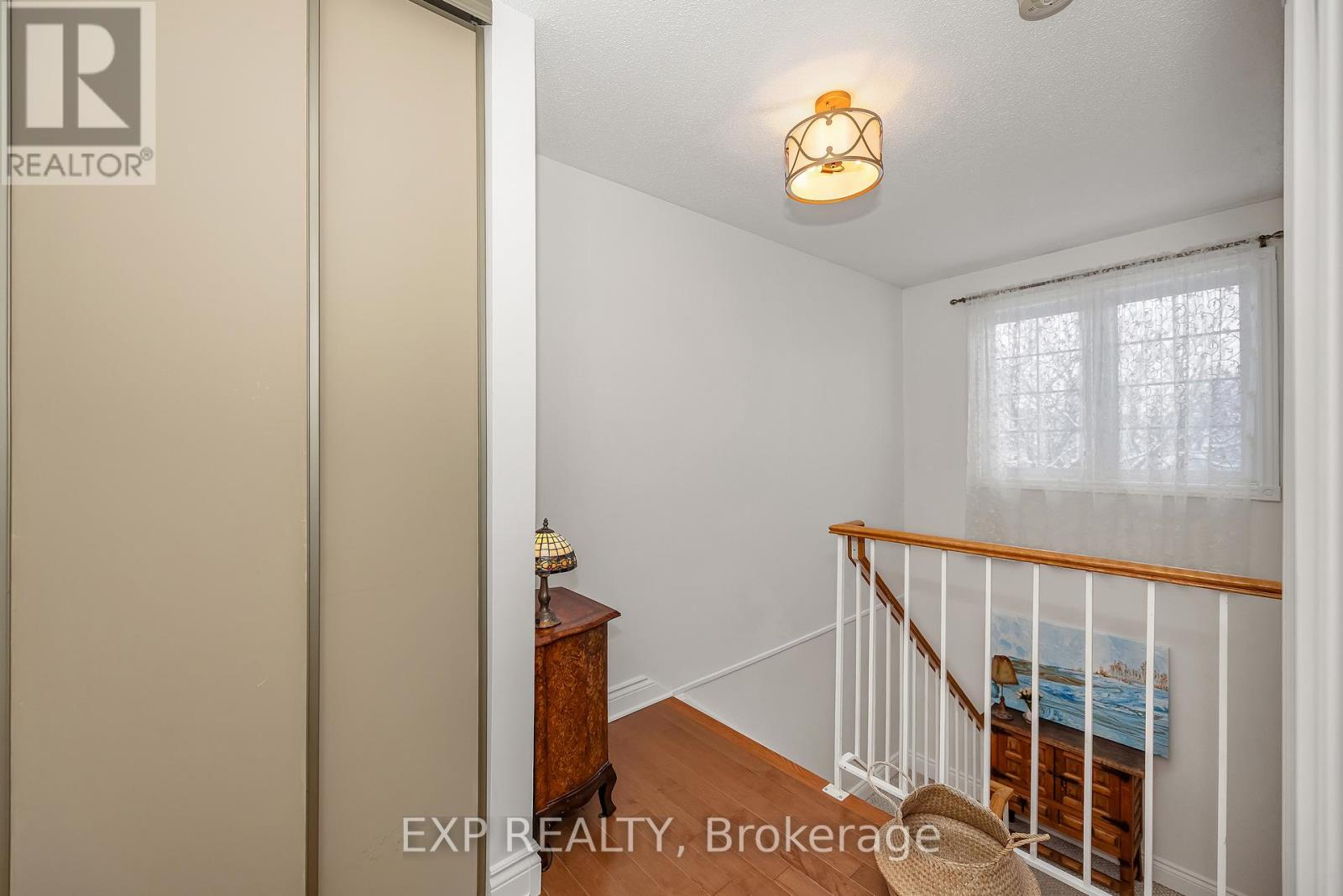 48 Castlegreen Private, Ottawa, Ontario  K1T 3N4 - Photo 17 - X12826572