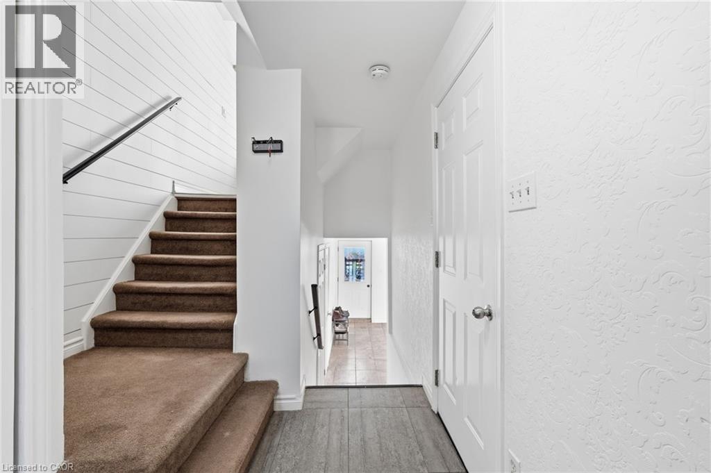 23 Watsons Lane Unit# 43, Dundas, Ontario L9H 5G9 - Photo 4 - 40806728