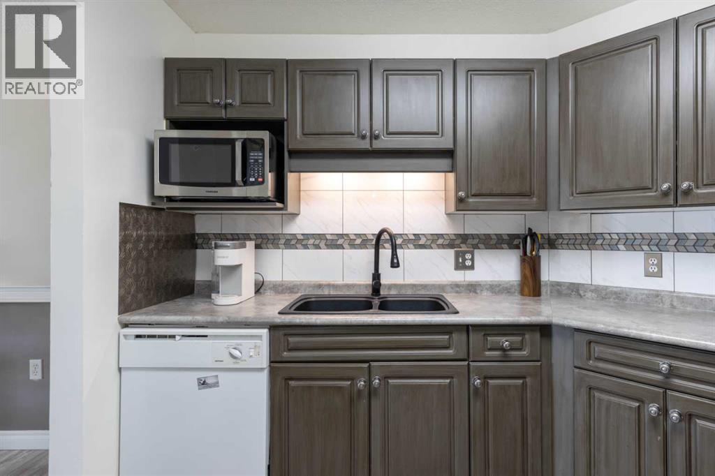 305, 5120 49 Street, Lloydminster, Alberta  T9V 0K4 - Photo 10 - A2287296