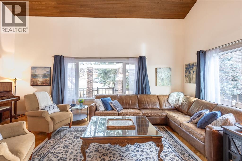 16 Silvercreek Place Nw, Calgary, Alberta  T3B 5A2 - Photo 7 - A2285677