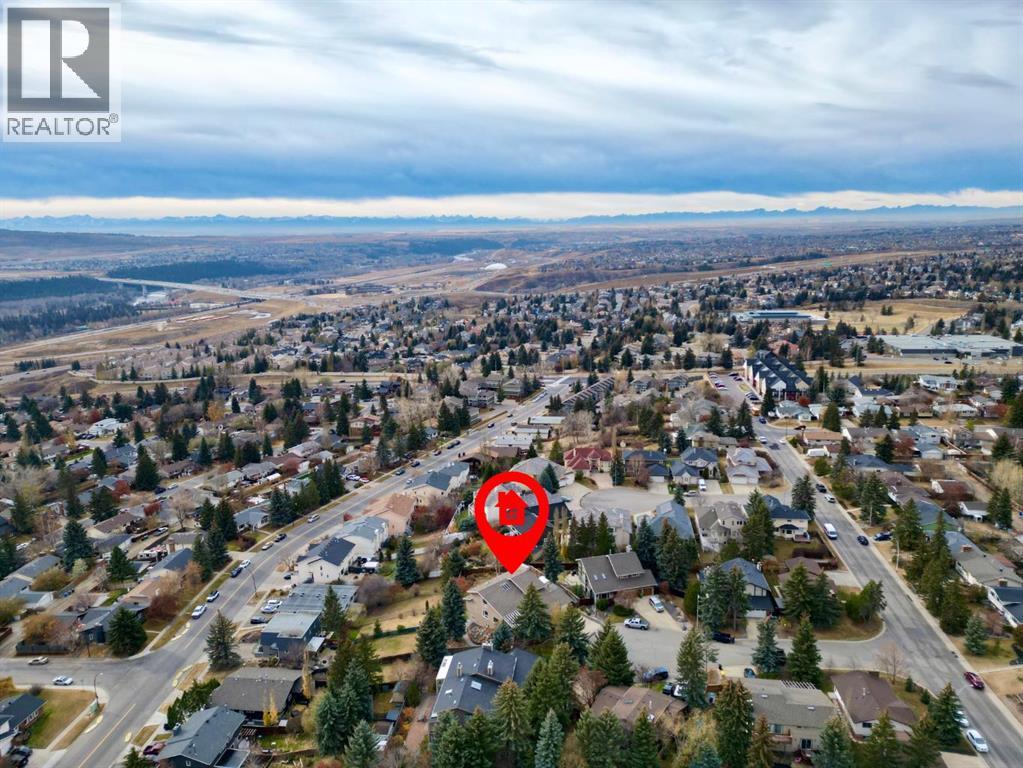 16 Silvercreek Place Nw, Calgary, Alberta  T3B 5A2 - Photo 2 - A2285677