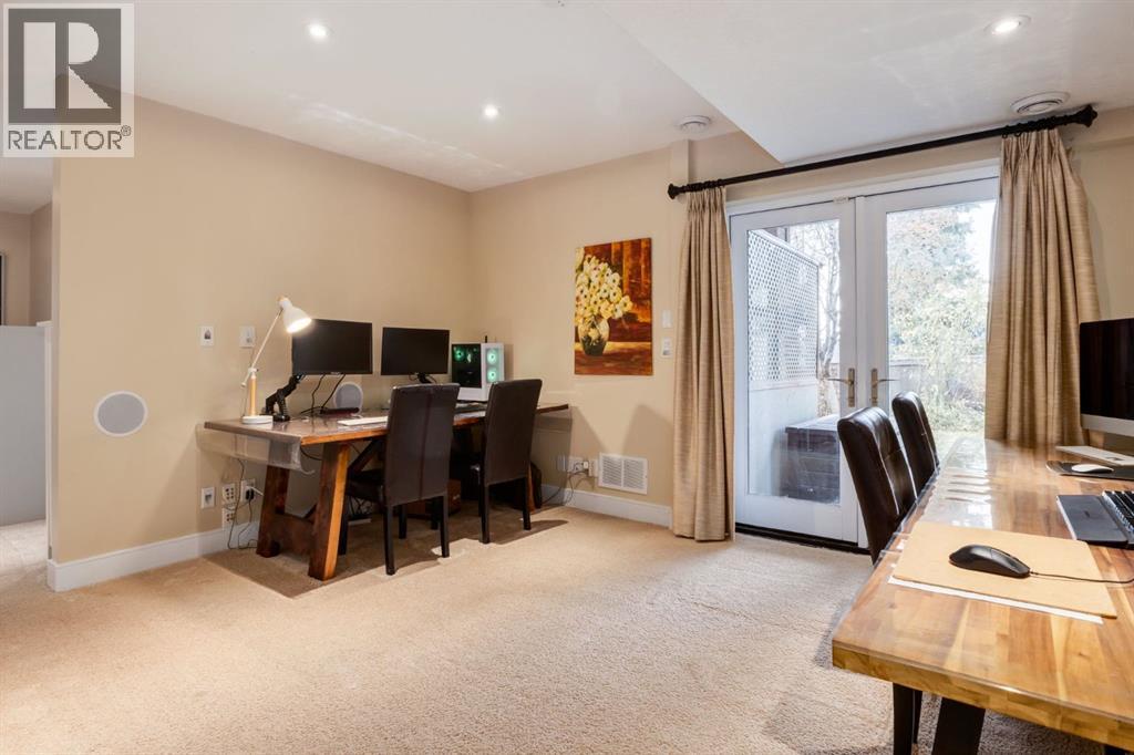 16 Silvercreek Place Nw, Calgary, Alberta  T3B 5A2 - Photo 39 - A2285677