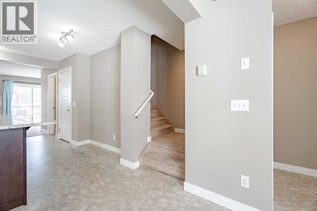 261 Pantego Lane Nw, Calgary, Alberta  T3K 0T1 - Photo 10 - A2286812