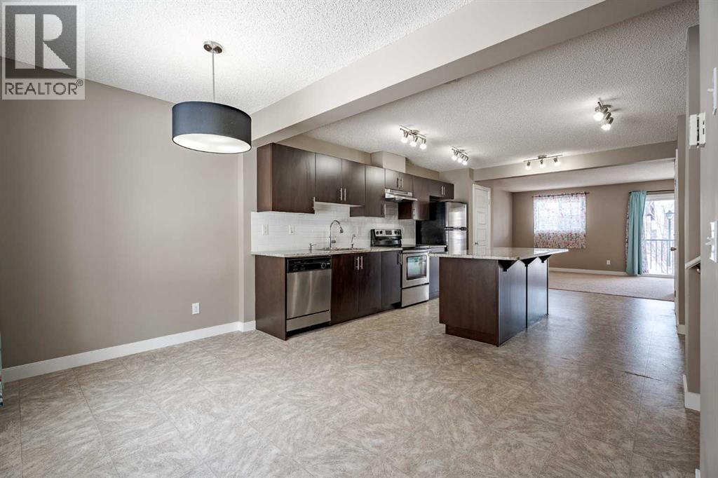 261 Pantego Lane Nw, Calgary, Alberta  T3K 0T1 - Photo 3 - A2286812