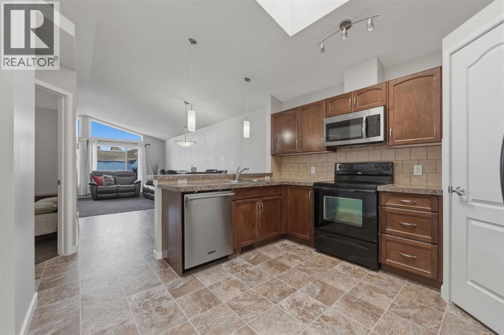 68 Auburn Bay Crescent Se, Calgary, Alberta  T3M 0K5 - Photo 4 - A2287917