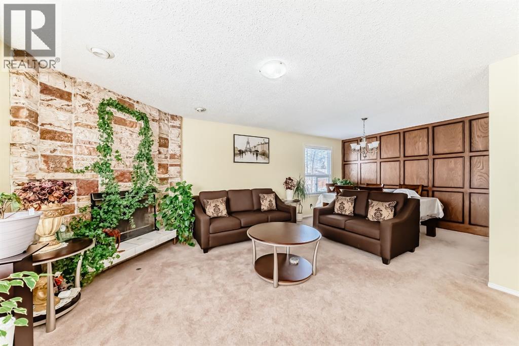 557 Rundleville Place Ne, Calgary, Alberta  T1Y 2T5 - Photo 5 - A2287960