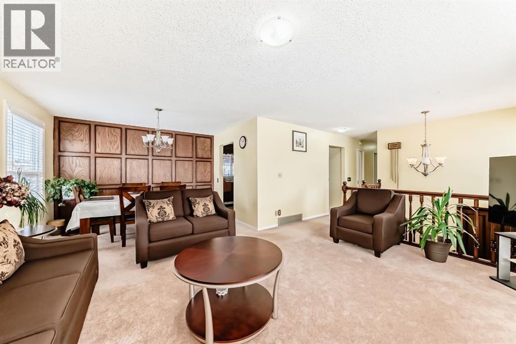 557 Rundleville Place Ne, Calgary, Alberta  T1Y 2T5 - Photo 6 - A2287960