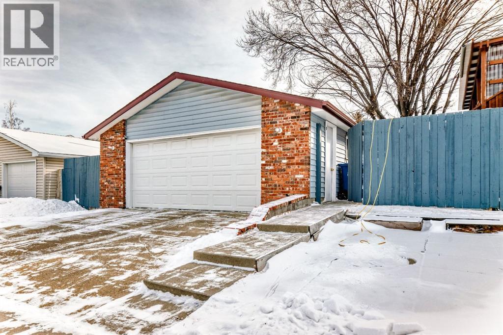 557 Rundleville Place Ne, Calgary, Alberta  T1Y 2T5 - Photo 36 - A2287960