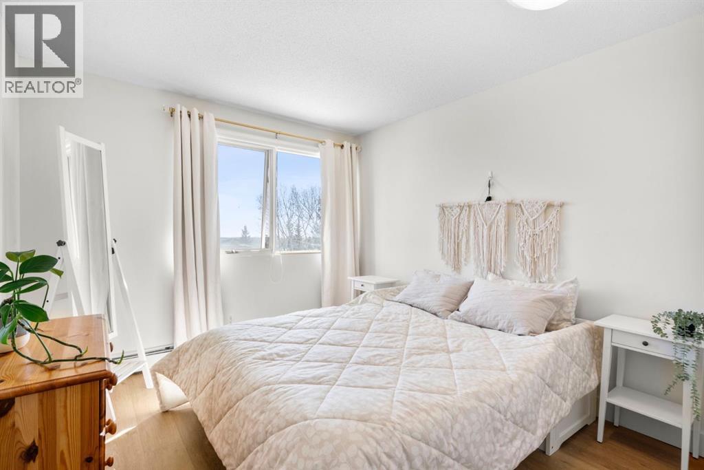 8, 114 Village Heights Sw, Calgary, Alberta  T3H 2L2 - Photo 19 - A2289051