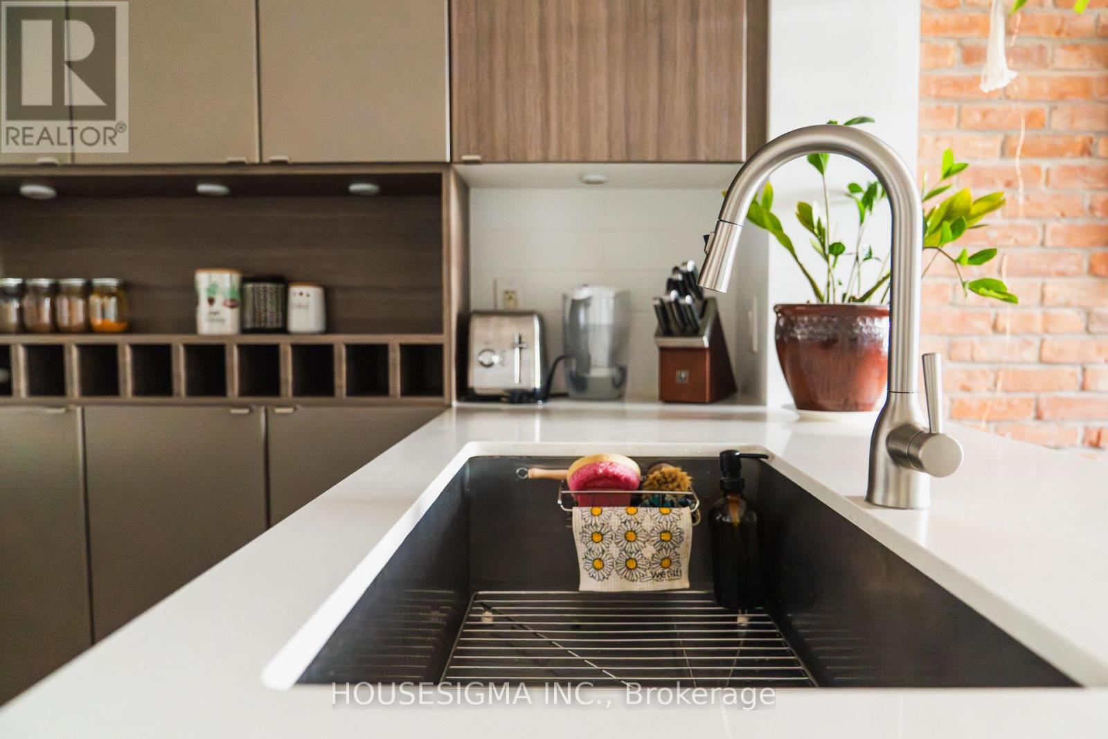 205 - 88 Colgate Avenue, Toronto (South Riverdale), Ontario  M4M 0A6 - Photo 3 - E12828180