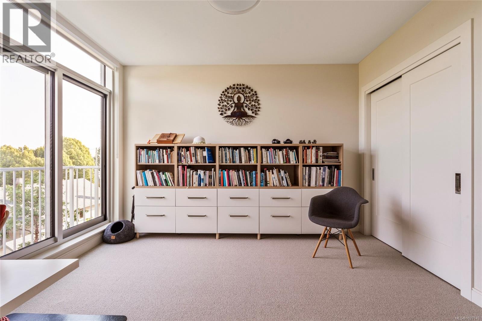 301 1916 Oak Bay Ave, Victoria, British Columbia  V8R 1C7 - Photo 18 - 1027142