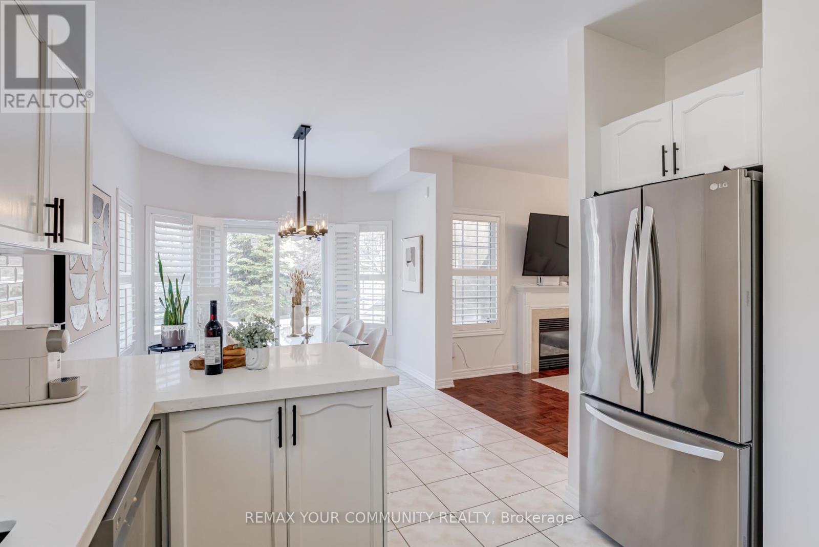 159 Golden Forest Road, Vaughan, Ontario  L6A 0S6 - Photo 15 - N12828186