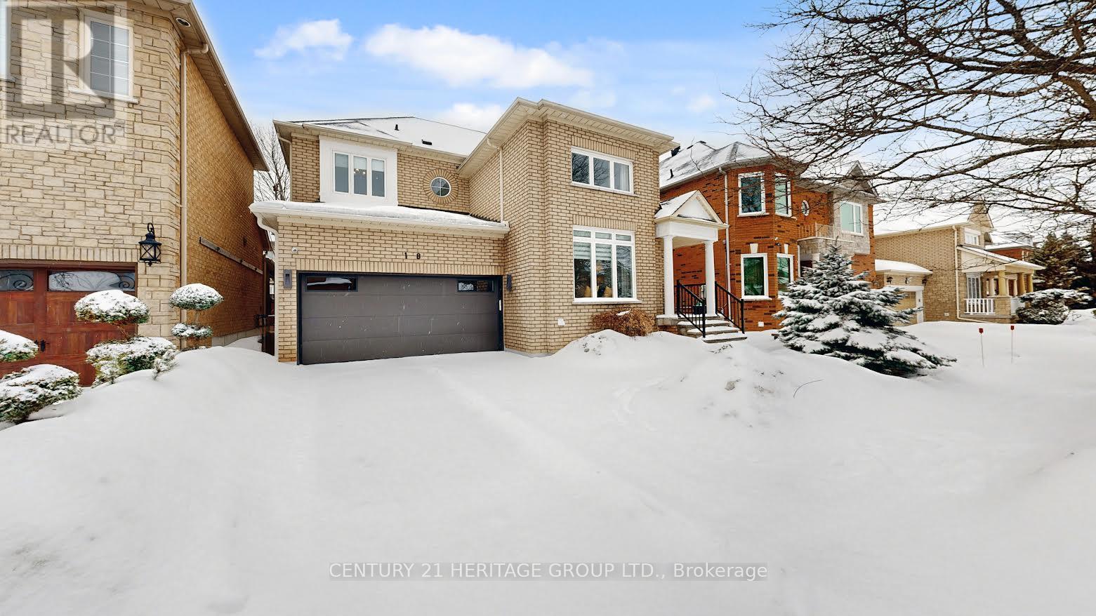18 Berringer Street, Richmond Hill, Ontario  L4B 4G4 - Photo 1 - N12828220
