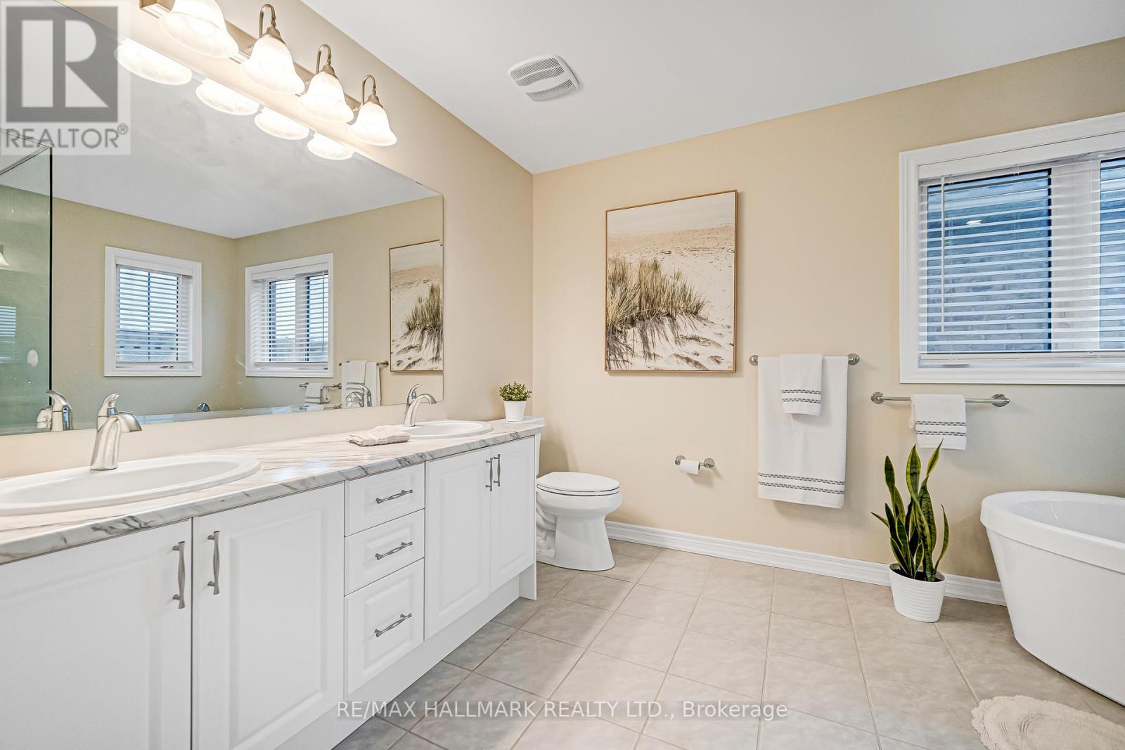 38 Richard Boyd Drive, East Gwillimbury, Ontario  L9N 0S6 - Photo 31 - N12828252