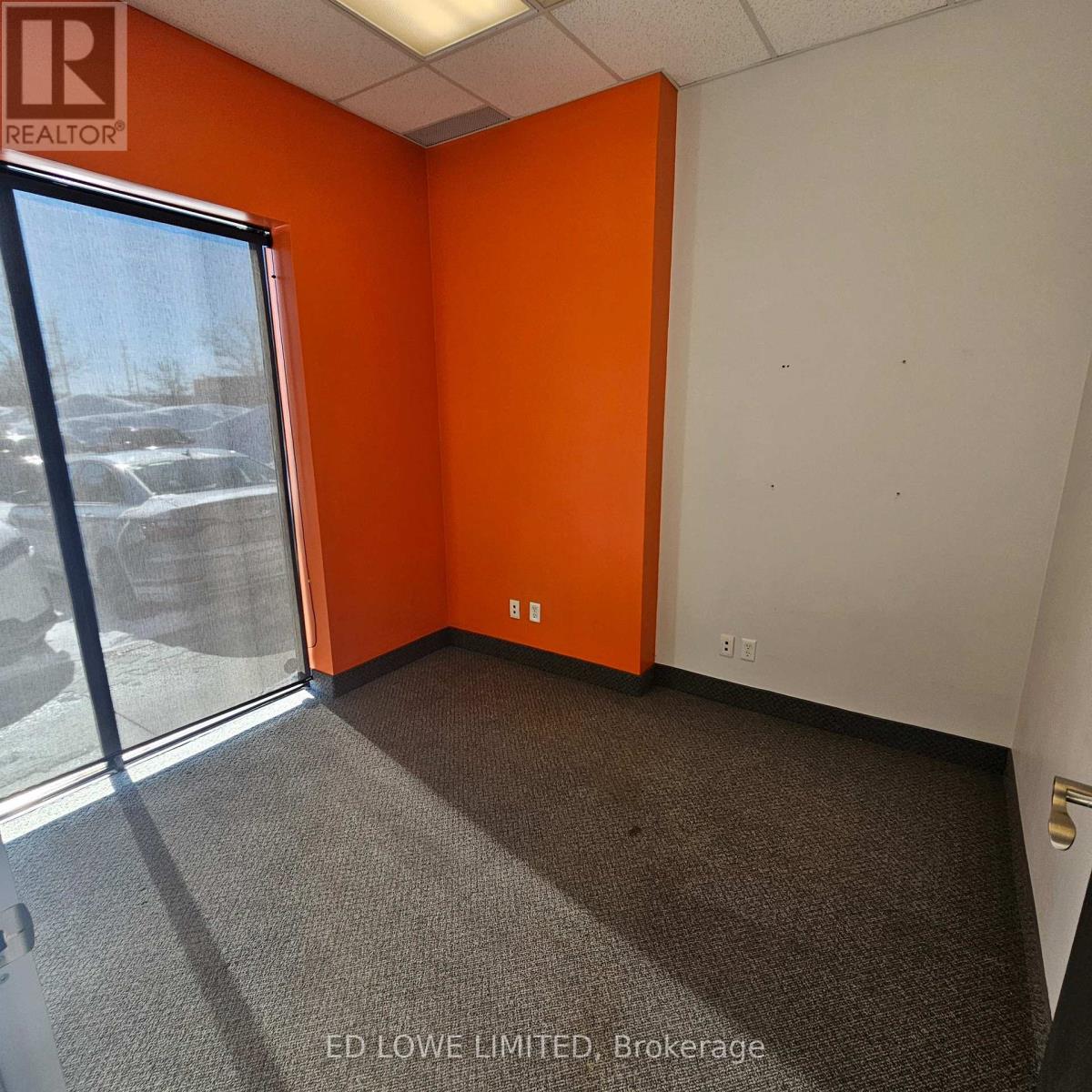 1009 - 74 Cedar Pointe Drive, Barrie (0 North), Ontario  L4N 5R7 - Photo 2 - S12828254