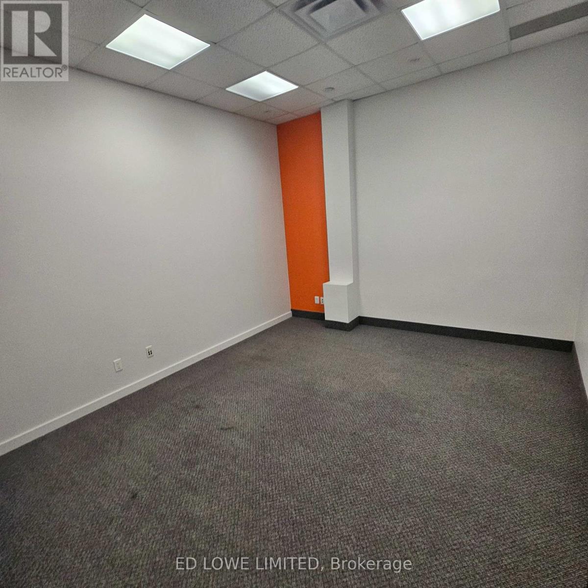 1009 - 74 Cedar Pointe Drive, Barrie (0 North), Ontario  L4N 5R7 - Photo 6 - S12828254