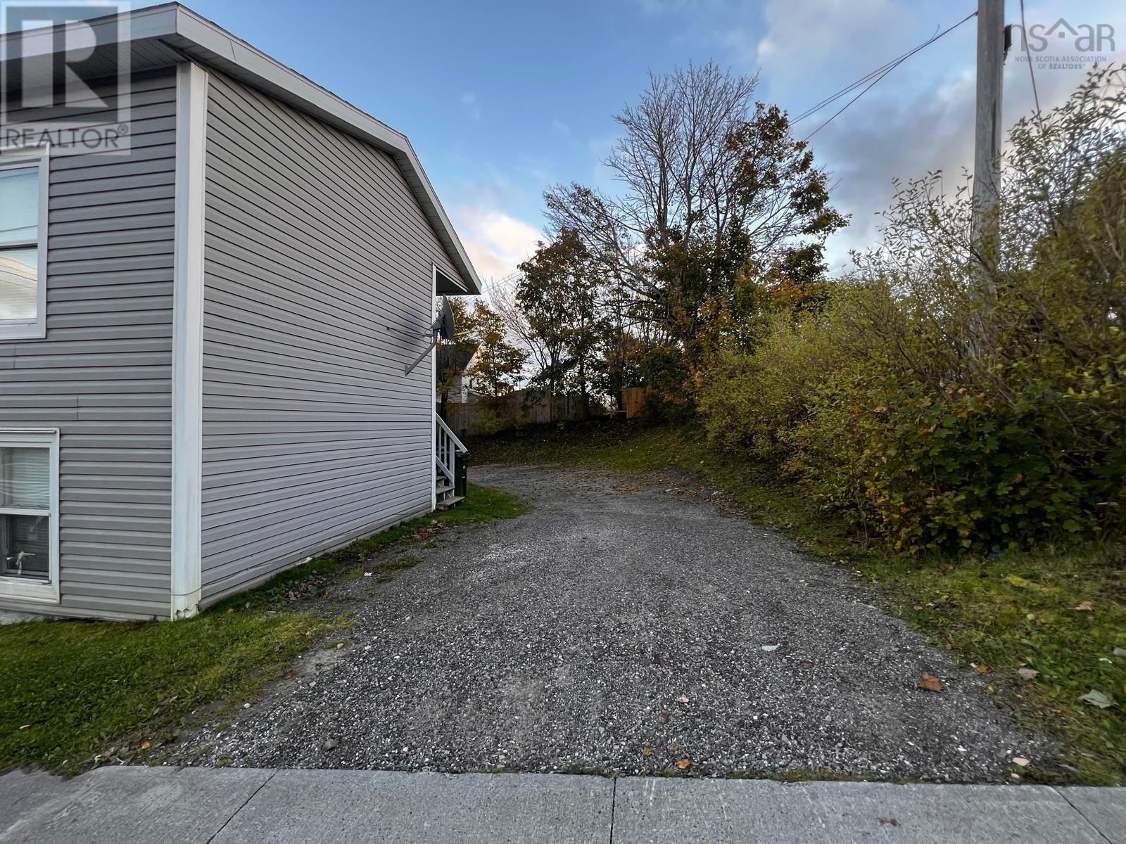 971 Victoria Road, Sydney, Nova Scotia  B1N 1K6 - Photo 12 - 202603413