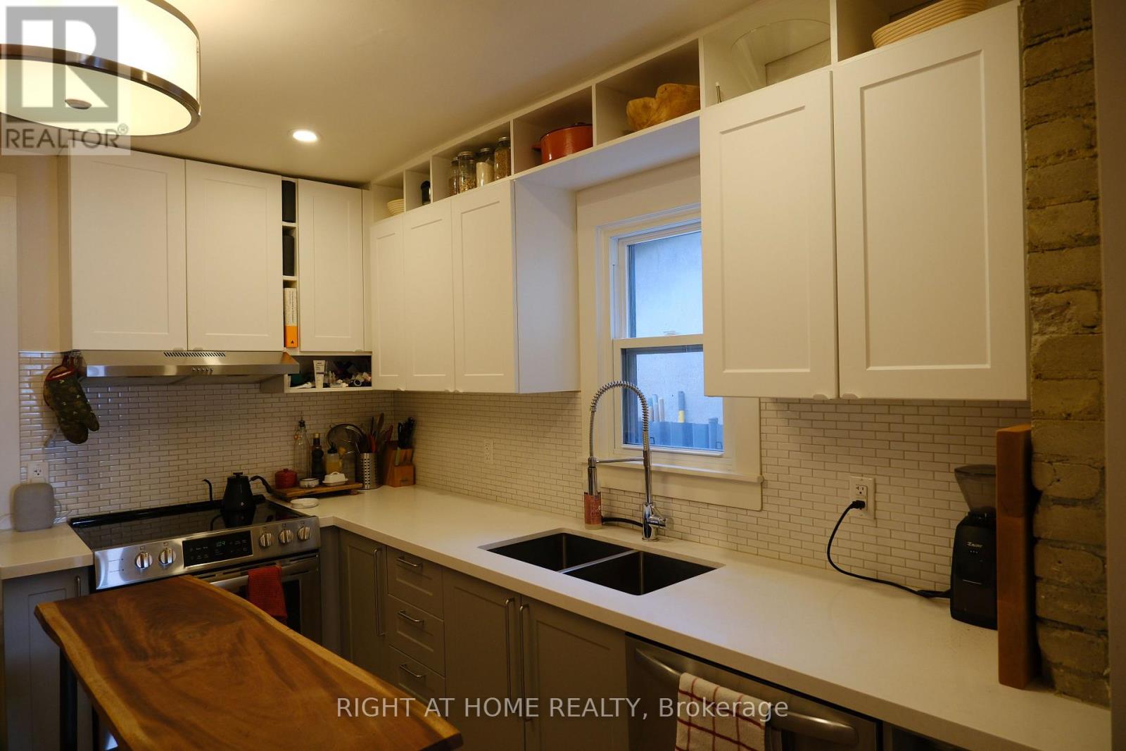 255 Old Weston Road, Toronto, Ontario  M6N 3A7 - Photo 8 - W12828196