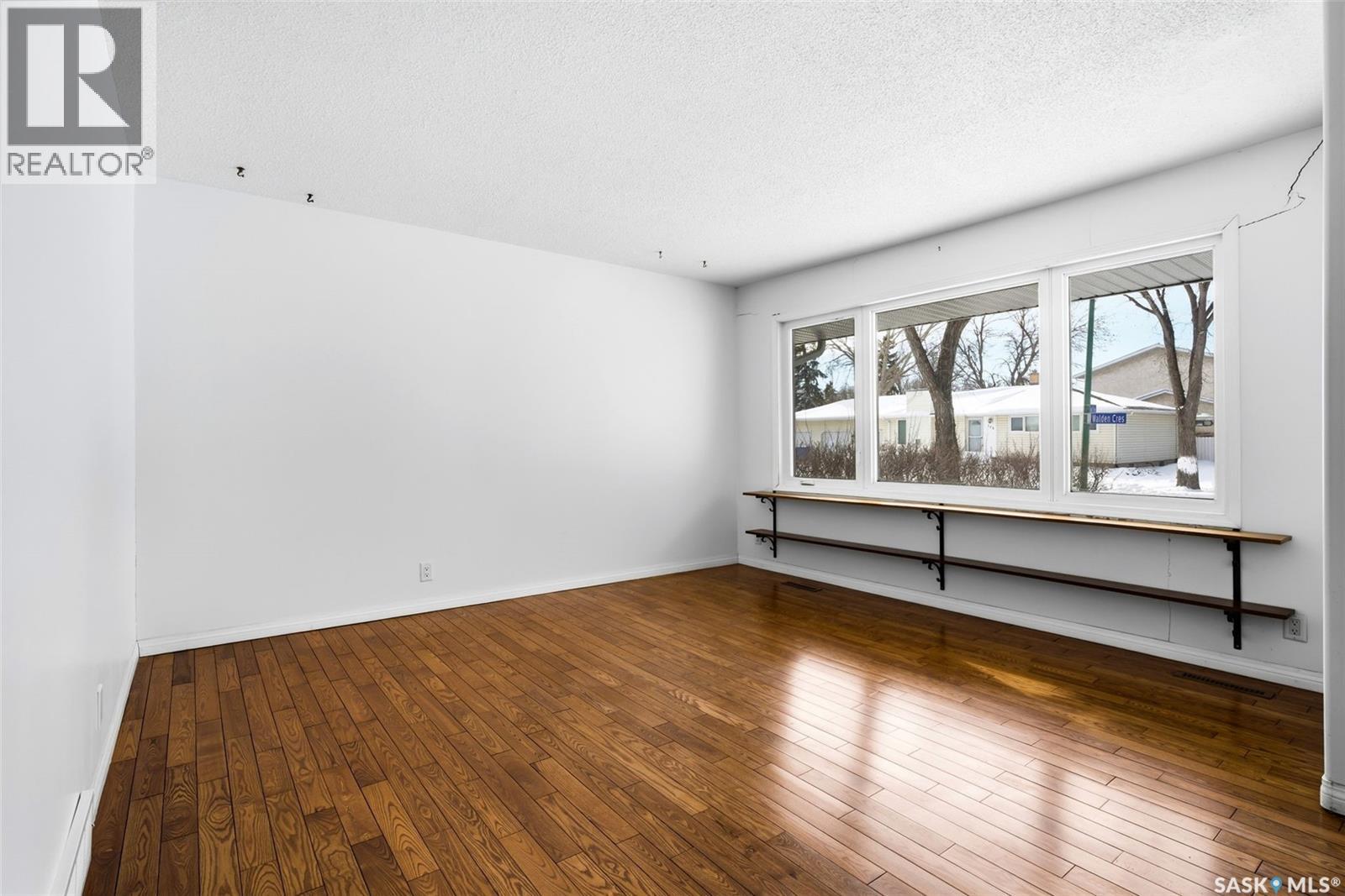 175 Walden Crescent, Regina, Saskatchewan  S4N 1L4 - Photo 4 - SK029263