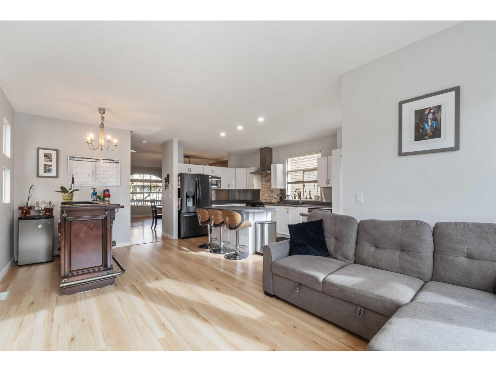 18476 66a Avenue, Surrey, British Columbia  V3S 9B1 - Photo 17 - R3094266