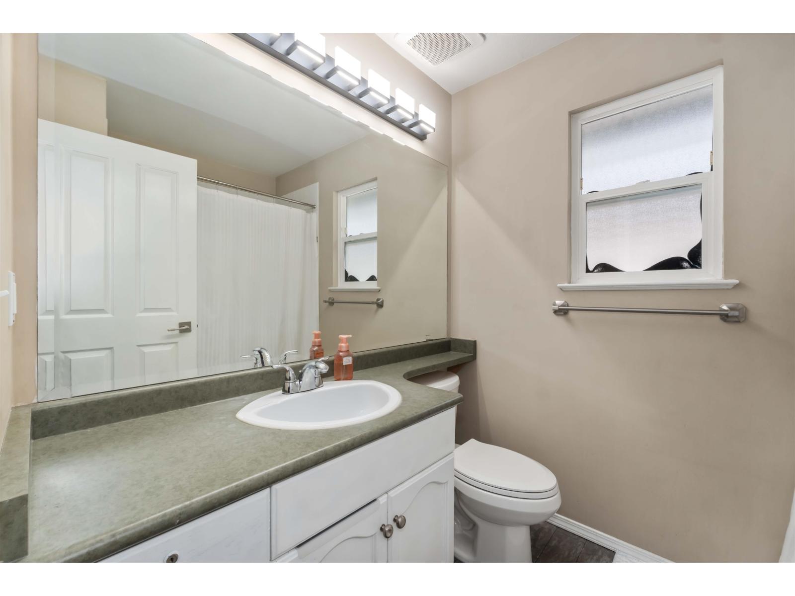 18476 66a Avenue, Surrey, British Columbia  V3S 9B1 - Photo 24 - R3094266