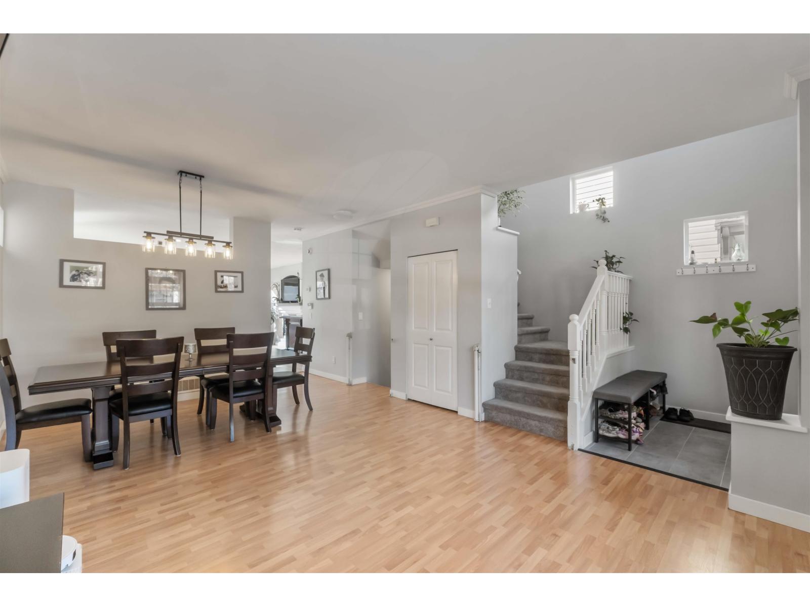 18476 66a Avenue, Surrey, British Columbia  V3S 9B1 - Photo 8 - R3094266