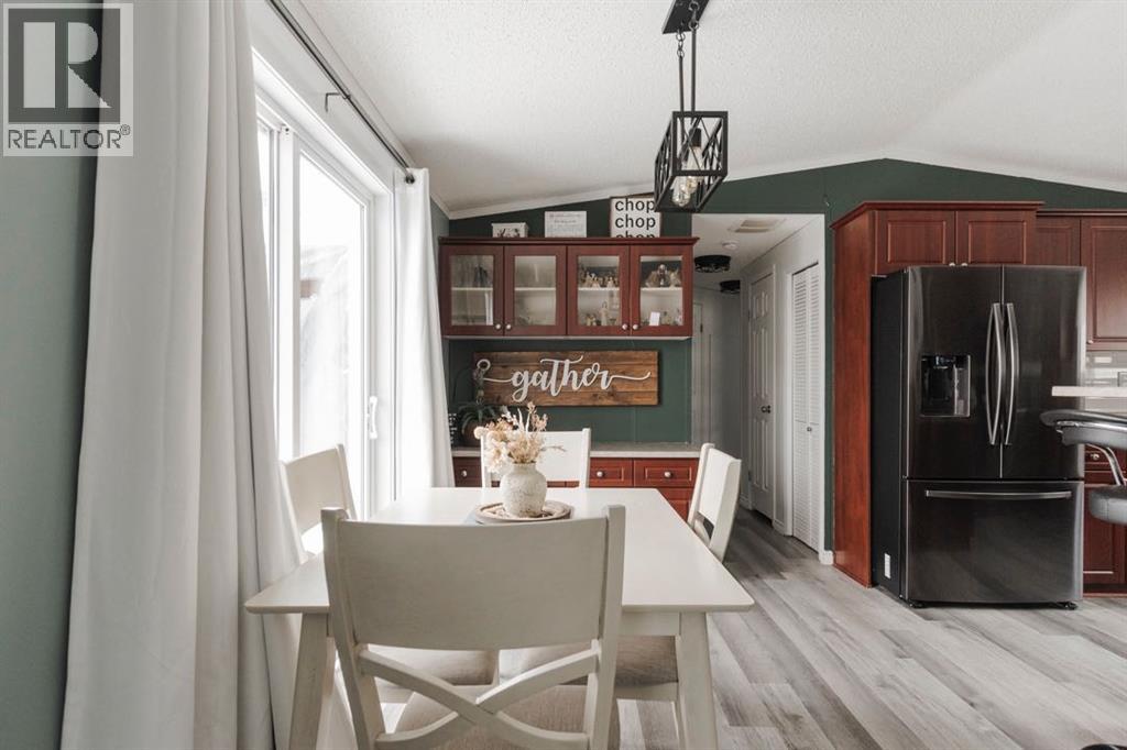 153 Lodgepole Way, Fort Mcmurray, Alberta  T9K 0H8 - Photo 10 - A2287044